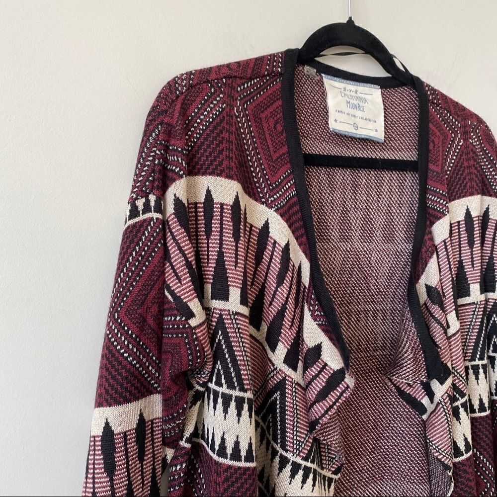 California Moon Rise Waterfall Aztec Cardigan - Picture 3 of 8